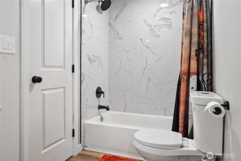 Property photo for 40 E Herron Place, Shelton photo 11