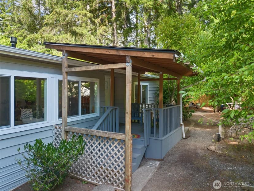 Property photo for 40 E Herron Place, Shelton photo 30
