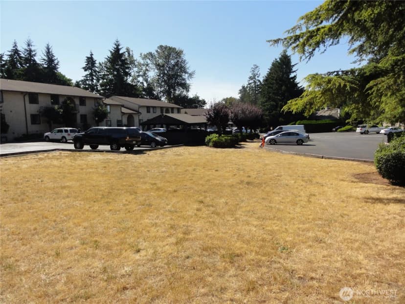 Property photo for 23511 102nd Avenue Se #d102, Kent photo 11