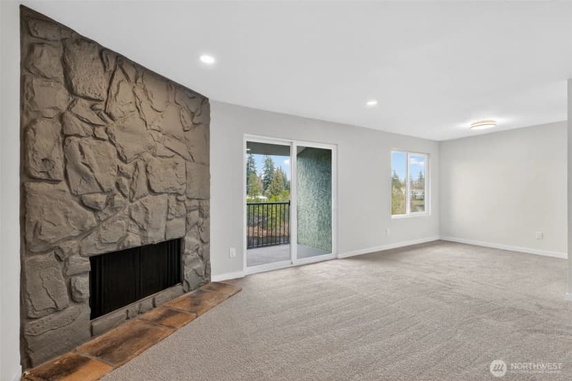 Property photo for 615 75th Street Se #c53, Everett photo 10