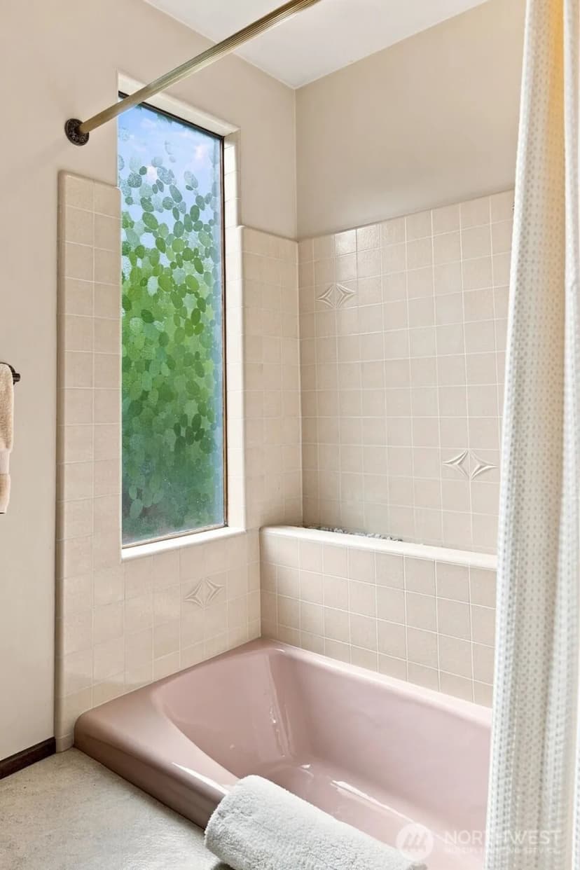Property photo for 7615 S 115th Street, Seattle photo 18