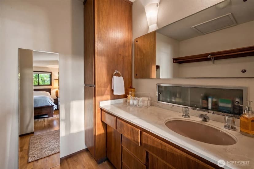 Property photo for 7615 S 115th Street, Seattle photo 15