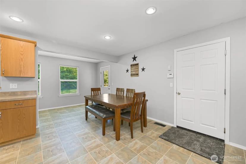 Property photo for 1244 Lake Samish, Bellingham photo 12