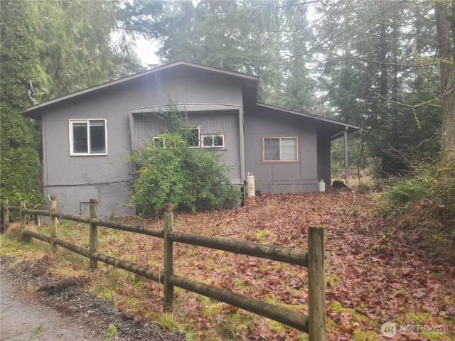 Property photo for 35508 16th Avenue Ct S, Roy