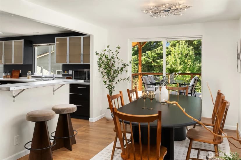 Property photo for 15201 Simonds Road Ne, Kenmore photo 12
