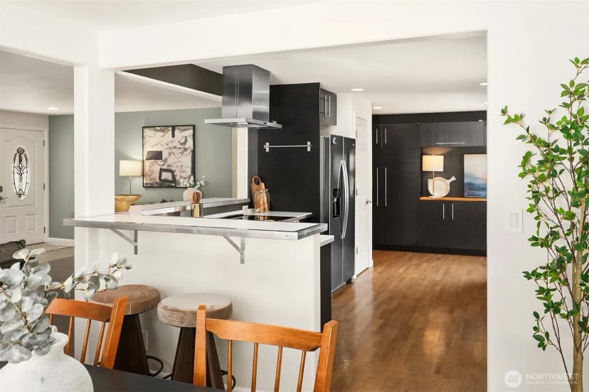 Property photo for 15201 Simonds Road Ne, Kenmore photo 14