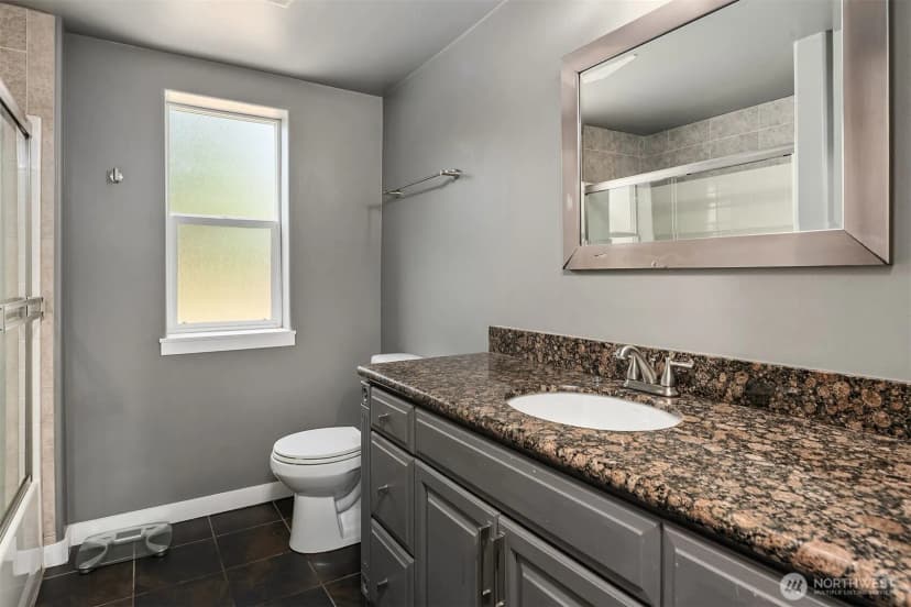 Property photo for 15201 Simonds Road Ne, Kenmore photo 28
