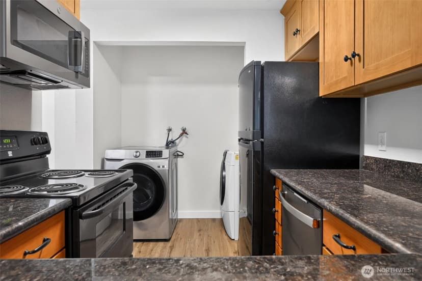 Property photo for 2508 S 317th Street #208, Federal Way photo 11