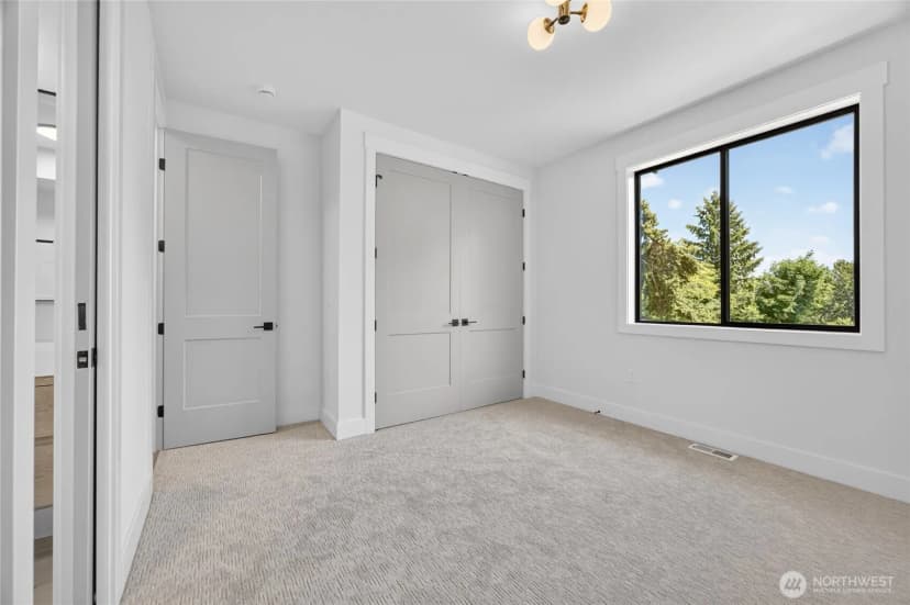 Property photo for 13820 Military Road E, Puyallup photo 17