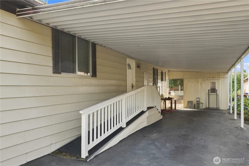 Property photo for 18425 Ne 95th Street #179, Redmond photo 14