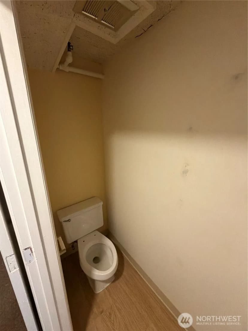 Property photo for 2519 1st Avenue #(r), Seattle photo 14