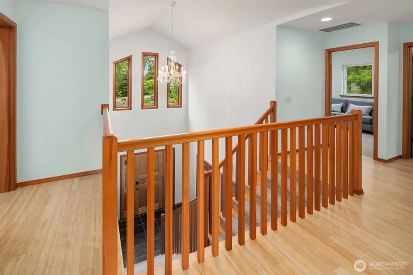 Property photo for 14730 75th Avenue Ne, Kenmore photo 20