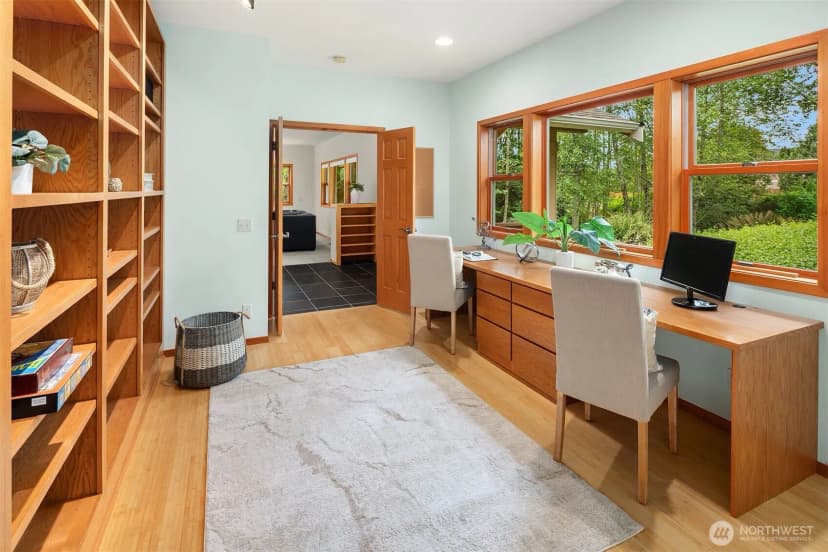 Property photo for 14730 75th Avenue Ne, Kenmore photo 14