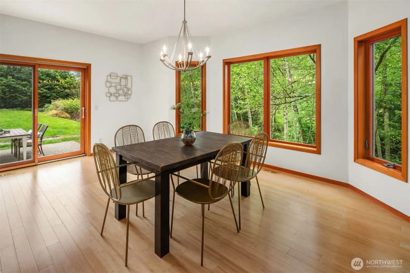 Property photo for 14730 75th Avenue Ne, Kenmore photo 7
