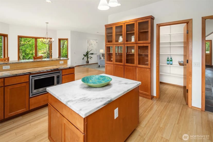 Property photo for 14730 75th Avenue Ne, Kenmore photo 13