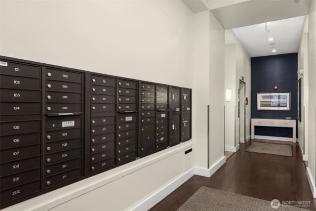 Property photo for 6801 Greenwood Avenue N #304, Seattle photo 3