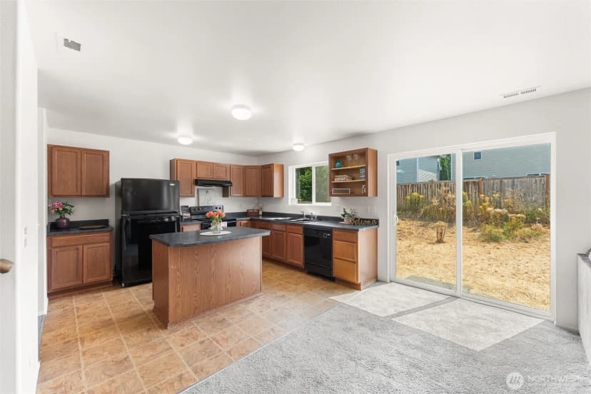 Property photo for 5102 200th Street Ct E, Spanaway photo 14