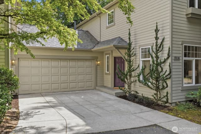 Property photo for 9836 Ne 130th Place, Kirkland photo 2
