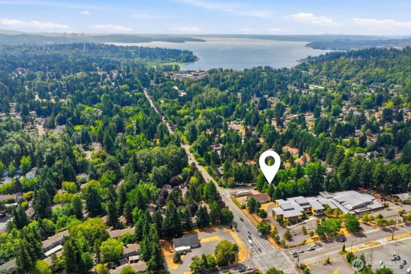 Property photo for 9836 Ne 130th Place, Kirkland photo 29
