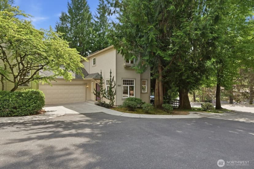 Property photo for 9836 Ne 130th Place, Kirkland photo 26