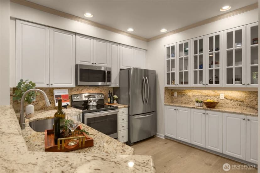 Property photo for 615 6th Street #107, Kirkland photo 9