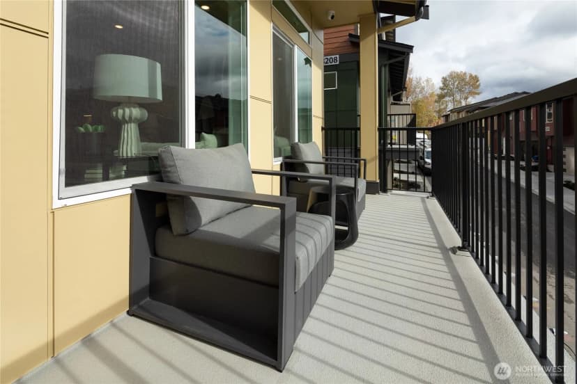 Property photo for 13210 Ne 127th Way #c, Kirkland photo 16