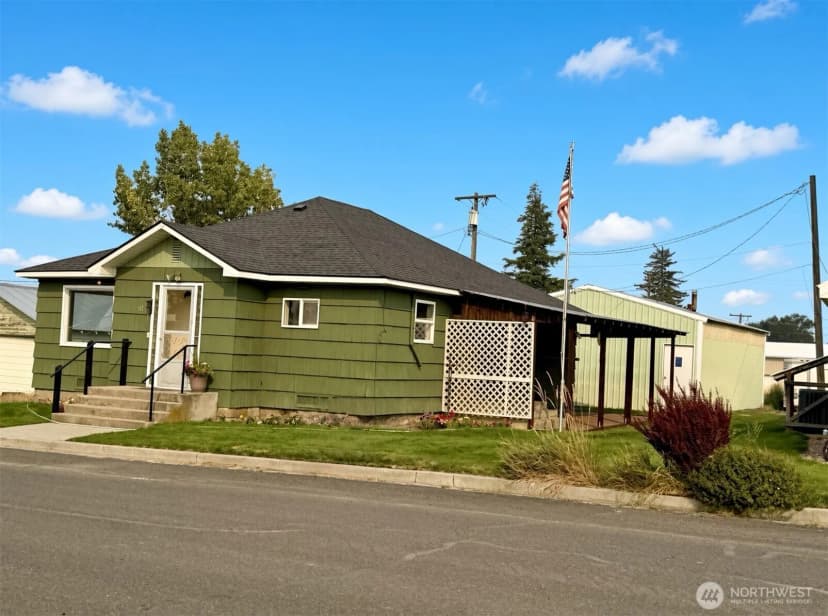 Property photo for 511 Se Brace Street, Wilbur photo 2