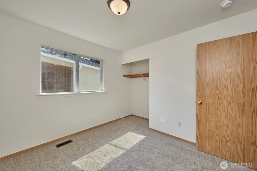 Property photo for 6804 E 132nd Street Ct, Puyallup photo 15