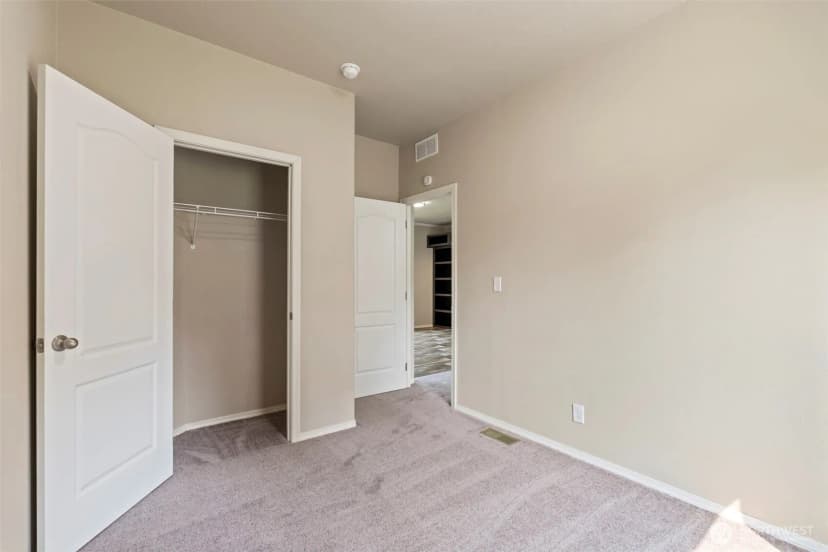 Property photo for 762 Division Avenue, Morton photo 20