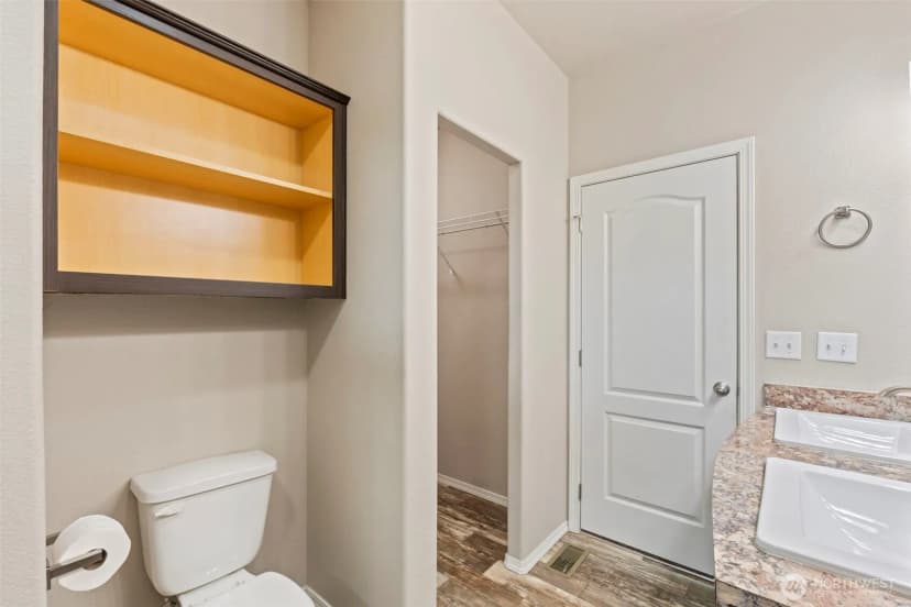 Property photo for 762 Division Avenue, Morton photo 23
