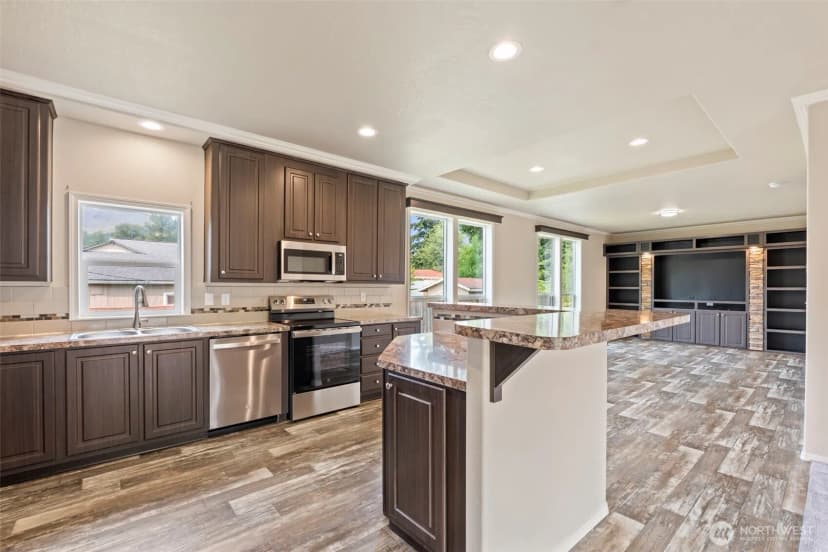 Property photo for 762 Division Avenue, Morton photo 9