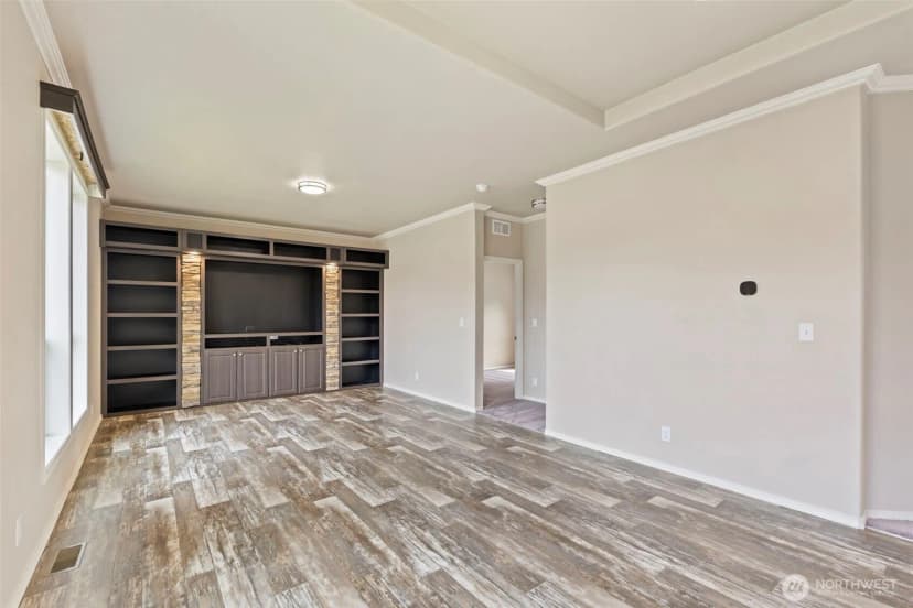 Property photo for 762 Division Avenue, Morton photo 10