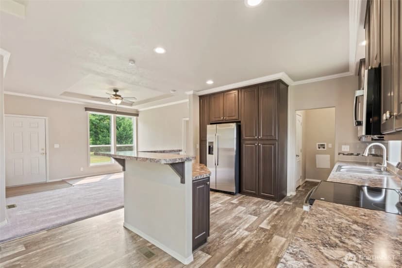 Property photo for 762 Division Avenue, Morton photo 5
