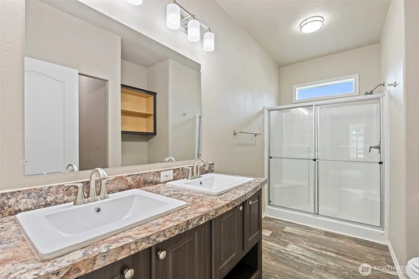 Property photo for 762 Division Avenue, Morton photo 21