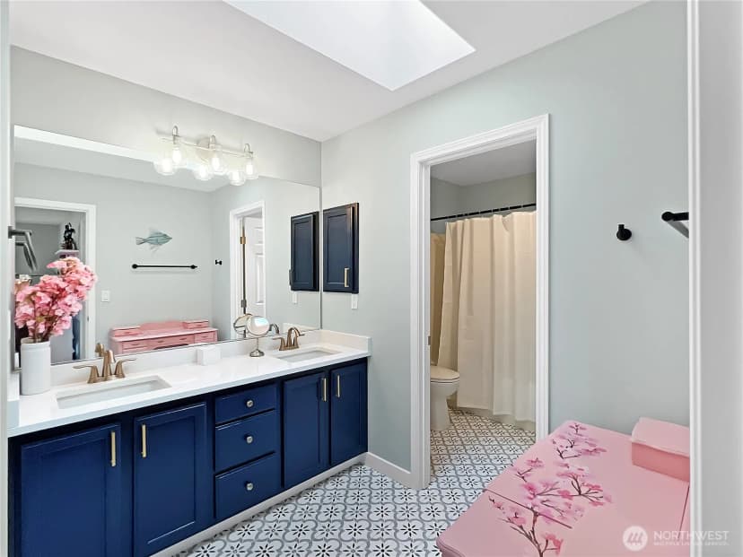 Property photo for 8700 Rosario Place Ne, Bainbridge Island photo 19