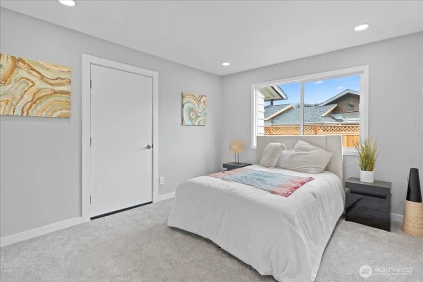 Property photo for 14737 112th Avenue Ne, Kirkland photo 24
