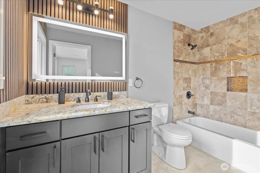 Property photo for 14737 112th Avenue Ne, Kirkland photo 19