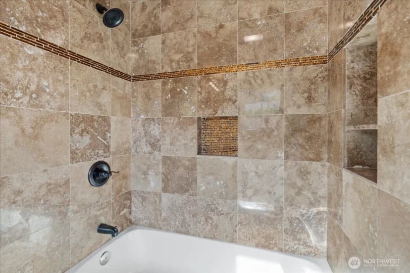 Property photo for 14737 112th Avenue Ne, Kirkland photo 21