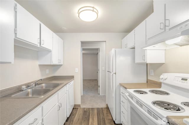 Property photo for 177 S 340th Street, Federal Way photo 4
