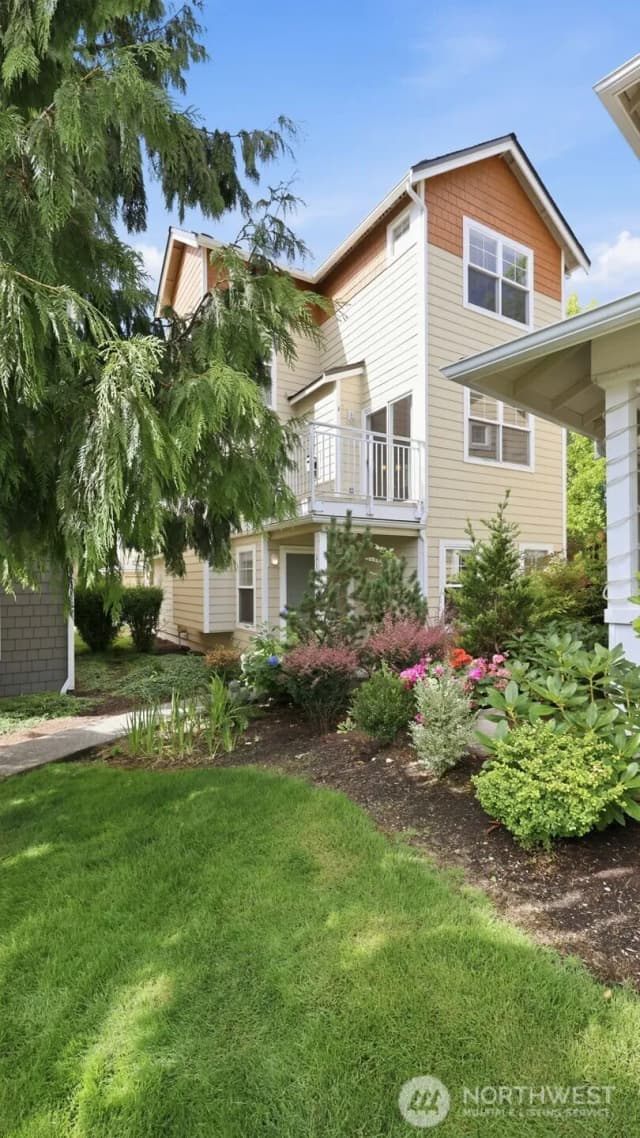 Property photo for 515 225th Place Ne #33, Sammamish