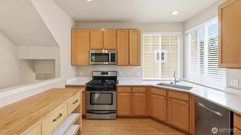Property photo for 515 225th Place Ne #33, Sammamish photo 18