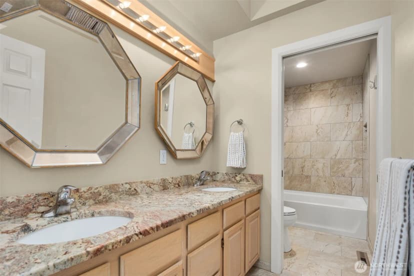 Property photo for 2714 232nd Place Se, Sammamish photo 31