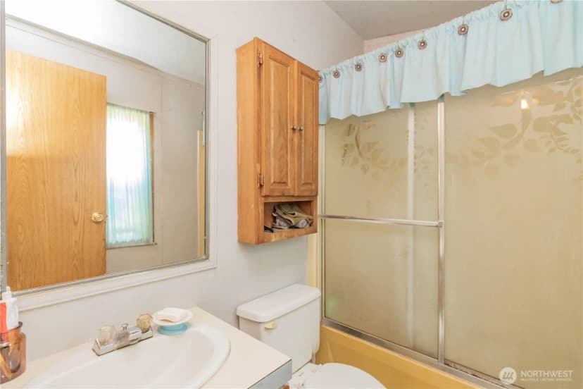 Property photo for 4403 249th Street East, Spanaway photo 16