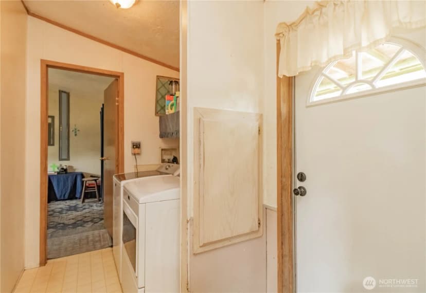 Property photo for 4403 249th Street East, Spanaway photo 17