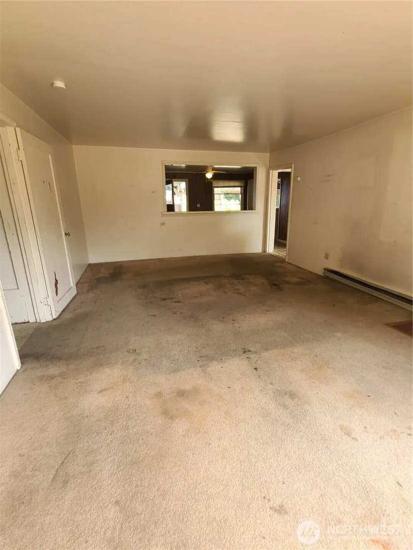 Property photo for 108 Ne 157th Street, Shoreline photo 7