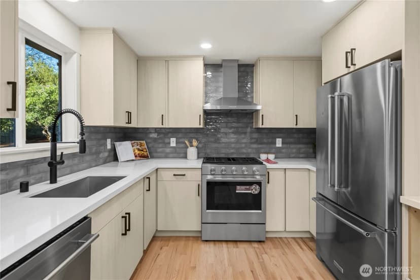 Property photo for 12116 Se 71st Street, Newcastle photo 12