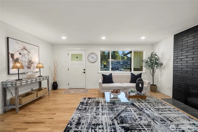 Property photo for 12116 Se 71st Street, Newcastle photo 5