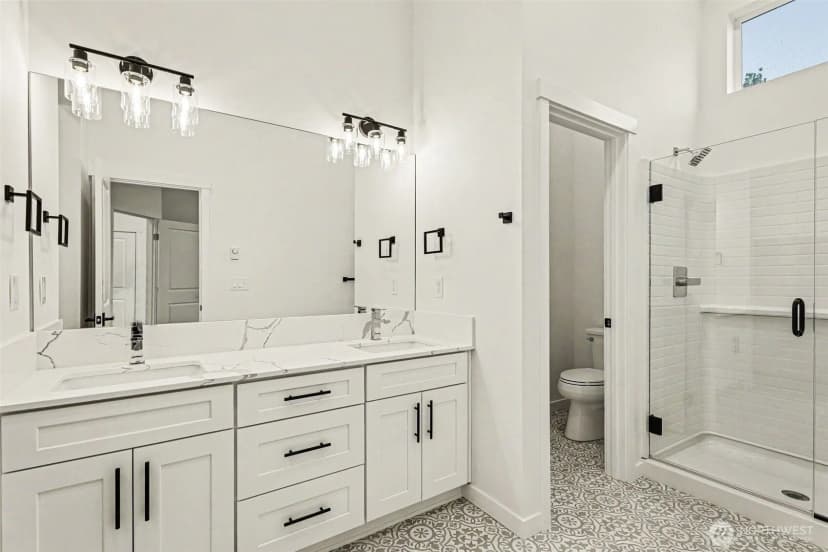 Property photo for 9723 4th Avenue W, Everett photo 27