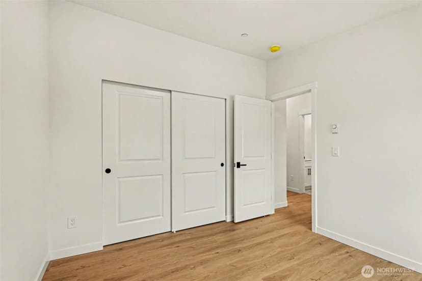 Property photo for 9725 4th Avenue W, Everett photo 16