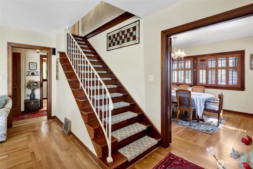 Property photo for 2900 Cornwall Avenue, Bellingham photo 16